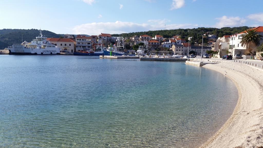 Holiday Home White House Sumartin Εξωτερικό φωτογραφία