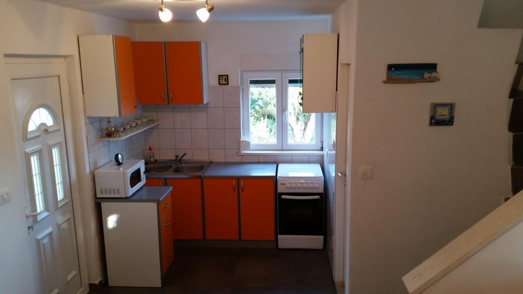 Holiday Home White House Sumartin Εξωτερικό φωτογραφία