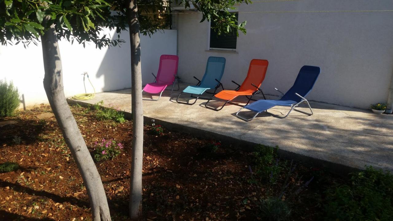Holiday Home White House Sumartin Εξωτερικό φωτογραφία